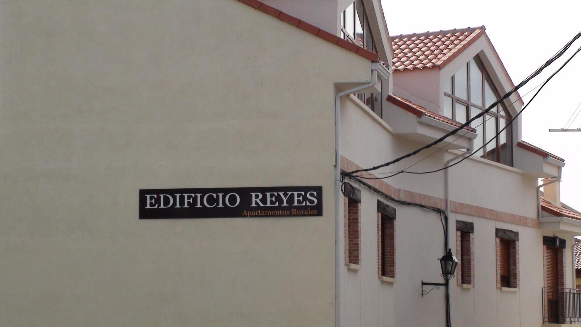 Edificio Reyes Apartment ลา อดราดา ภายนอก รูปภาพ